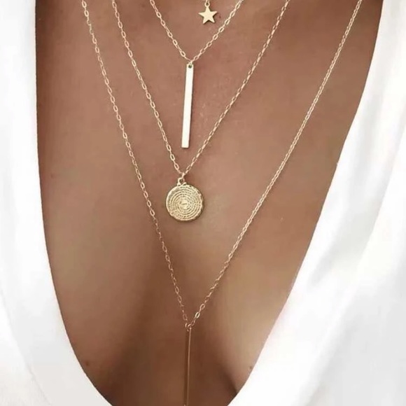 Jewelry - 3pc Star Charm Layered Necklace